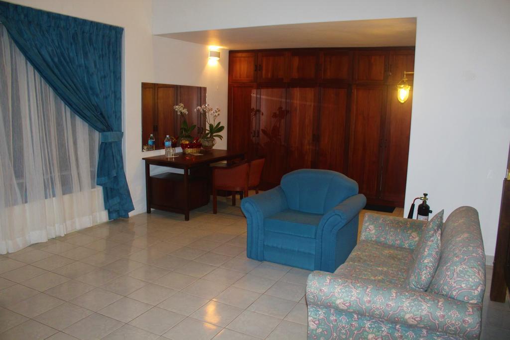 פיליינדלה Blue Water Villa מראה חיצוני תמונה