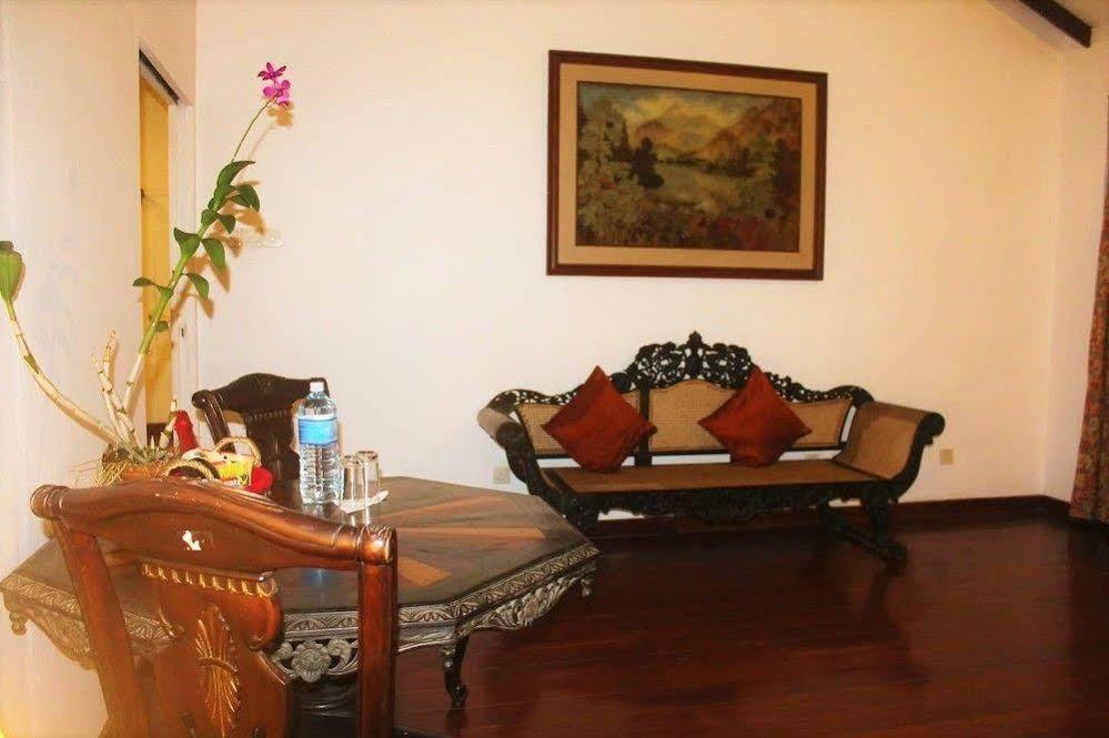 פיליינדלה Blue Water Villa מראה חיצוני תמונה
